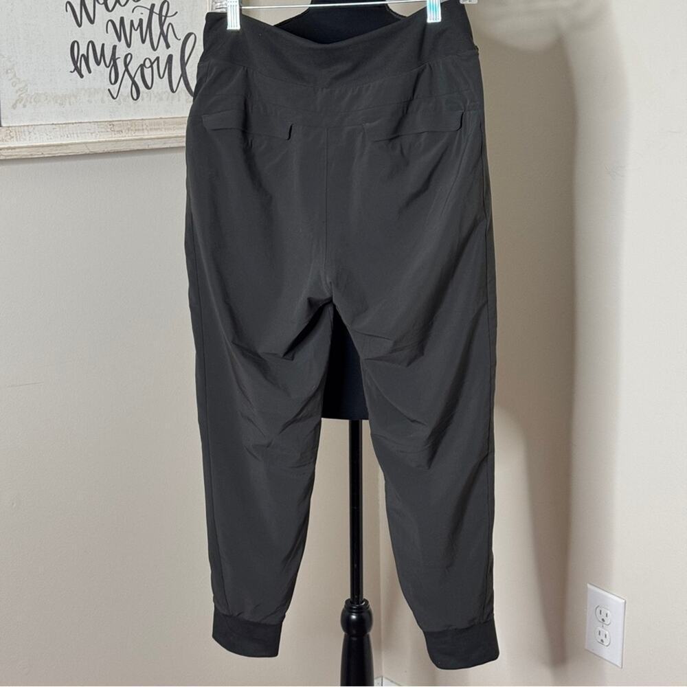 Athleta Women’s Lined Soho Jogger Pants Stretch Activewear Pockets Gray Size 10 - Picture 2 of 3